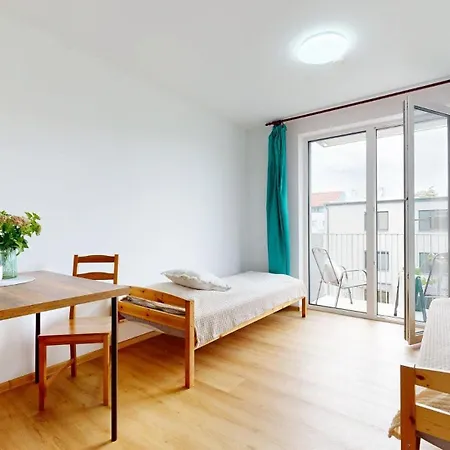 Topolova 1146 Apartment *